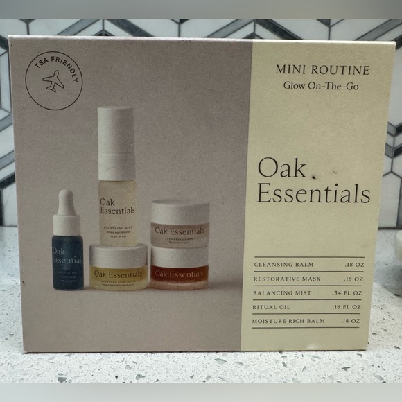 Oak Essentials- Mini Routine - Picture 2 of 4